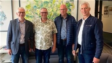Das Foto zeigt von links: Jürgen Meyer, Albert Mumme, Eike Bohlmann und Jens Schmidt