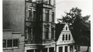 Das Gebäude der Nordwestdeutschen Zeitung in der Hafenstraße in den Jahren 1938/39.