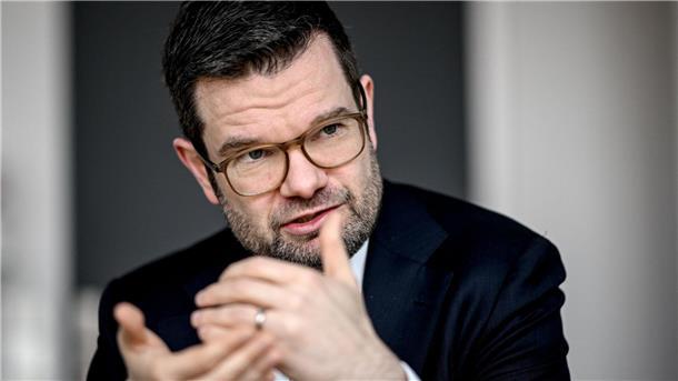 Buschmann: Gesetz gegen Missbrauchsdarstellungen reformieren Das Hauptziel der damaligen Gesetzesänderung stellt Marco Buschmann nicht in Frage.