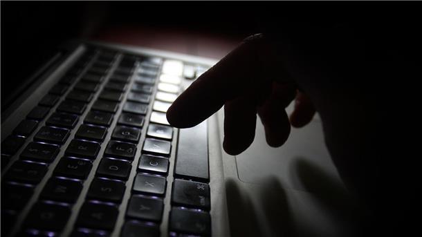 Über 100 Whistleblower-Hinweise gehen bei Meldestelle ein Das Hinweisgeberschutzgesetz ist am 2. Juli in Kraft getreten.