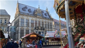 Das historische Haus Schütting am Marktplatz von Bremen.