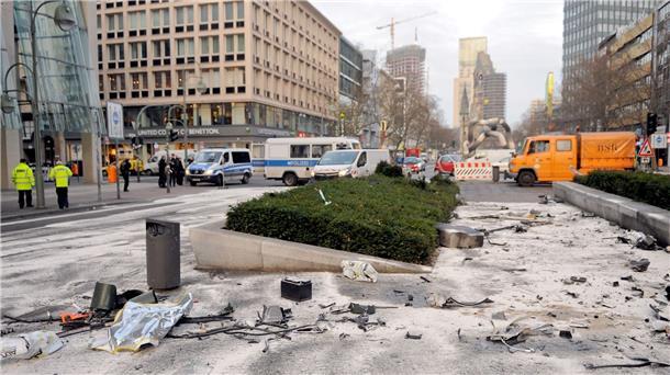 Ku’damm-Raser von 2016: Es bleibt Mord Das illegale Autorennen endet 2016 mit einem Unfall.