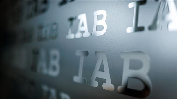 IAB erwartet weniger Arbeitslose im kommenden Jahr Das Institut für Arbeitsmarkt- und Berufsforschung erwartet, dass kommendes Jahr sowohl die Beschäftigung als auch die Arbeitslosigkeit sinkt. (Archivbild)