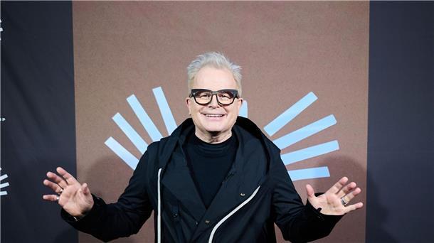 Musik als Perspektive - Grönemeyer-Album „Das ist los“ „Das ist los“: Herbert Grönemeyer legt ein neues Album vor.
