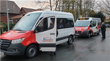 Zwei Busse des Bürgerbus-Vereins