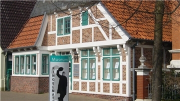Das Joachim-Ringelnatz-Museum Cuxhaven erhält den mit 15.000 Euro dotierten Museumspreis 2024 des hbs kulturfonds in der Niedersächsischen Sparkassenstiftung.