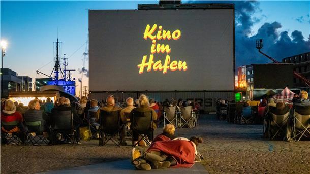 Kino im Hafen