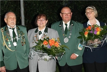 Das Königshaus 2024/2025 (von links): Vizekönig Dietmar Lux, Vizekönigin Petra Depken, König Carsten Mund und Königin Margarete Wiechmann.