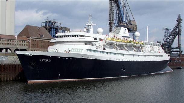 Das Kreuzfahrtschiff „Astoria“