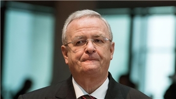 Das Landgericht Braunschweig hat das Verfahren gegen Martin Winterkorn wegen des Verdachts der Marktmanipulation wieder aufgenommen.