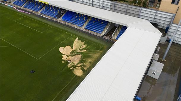 Das Ligapokal-Spiel des AFC Wimbledon gegen Newcastle United musste nach der Überschwemmung abgesagt werden.