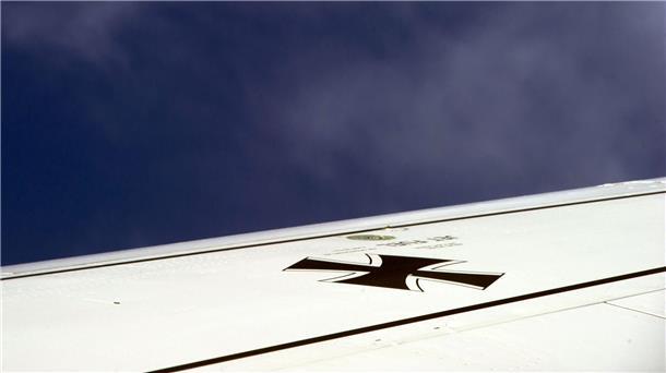 „Der Russe hört mit“ - Was zum Luftwaffen-Leak bekannt ist Das Logo der Luftwaffe. Kanzler Scholz spricht angesichts der veröffentlichten Mitschnitte eines Luftwaffen-Gesprächs von einer „sehr ernsten Angelegenheit“.