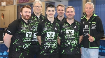 Das Lunestedter Team mit (von links) Anton Depperschmidt, Elger Neumann, Alexander Uhing, Martin Gluza, Matti von Harten und Betreuer Siegfried Grotheer hat am Samstag ein wichtiges Heimspiel gegen Algesdorf.