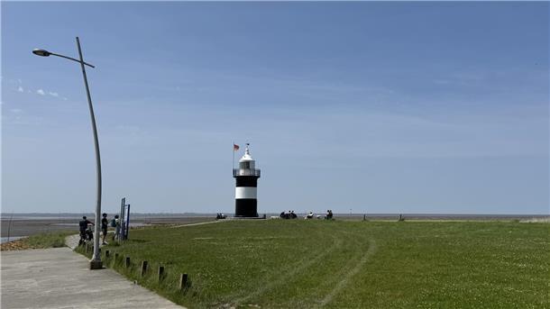 Der kleine Leuchtturm "Preuße" in Wremen.