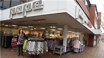 Das Modehaus Pape gehört seit vielen Jahrzehnten zu Zeven. Zum Jahresende schließt das Haus.