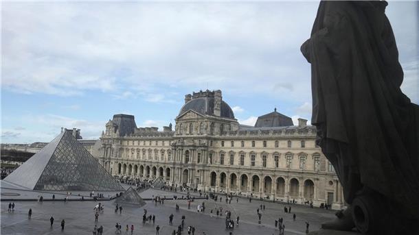 Louvre-Einbrecher stehlen Beute von „historischem Wert“ Das Museum ist weltberühmt. (Archivbild)