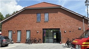 Das neue Feuerwehrhaus und Dorfgemeinschaftszentrum in Donnern.