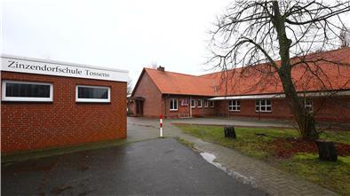 Das neue Führungstrio soll die Zinzendorfschule weiterentwickeln und die Unterrichtsqualität verbessern.