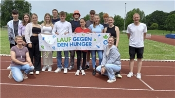 Das Nordenhamer Gymnasium hat beim Sponsorenlauf gegen den Hunger eine stolze Summe erlaufen.