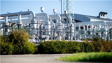 Das Oldenburger Energieversorgungsunternehmen EWE erhöht seine Strom- und Gaspreise in der Grundversorgung im nächsten Jahr.