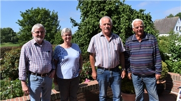 Das Organisatorenteam mit Gerd Holst (von links), Renate Grützner, Hanke Pakusch und Ingo Stelzer freut sich auf den 109. Wremer Markt.