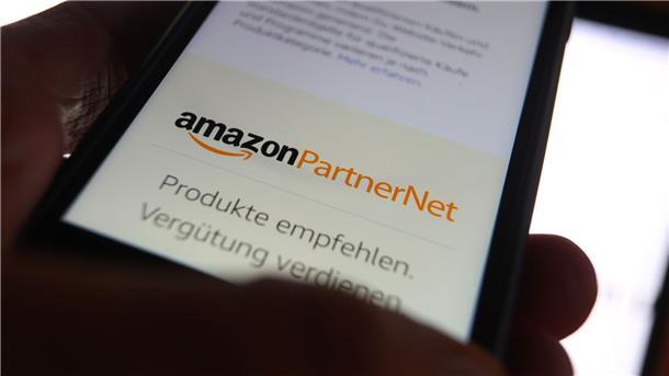 Fall am BGH: Haftet Amazon für sogenannte Affiliate-Links? Das Partnerprogramm von Amazon funktioniert so, dass angemeldete Teilnehmer auf ihrer eigenen Internetseite Links zu Produkten im Amazon-Angebot setzen können.