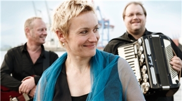 Das Programm im Fischerhaus eröffnet am 10. Mai das Trio Hafennacht.