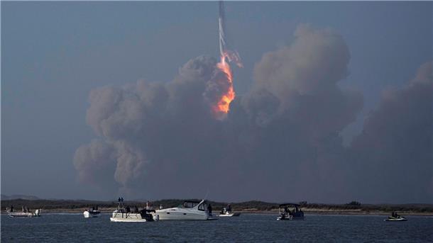 Das Raumschiff von SpaceX startet von der Starbase in Boca Chica.