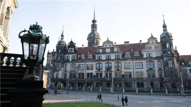 Das Residenzschloss mit dem Grünen Gewölbe in Dresden, Ort eines spektakulären Juwelendiebstahls.