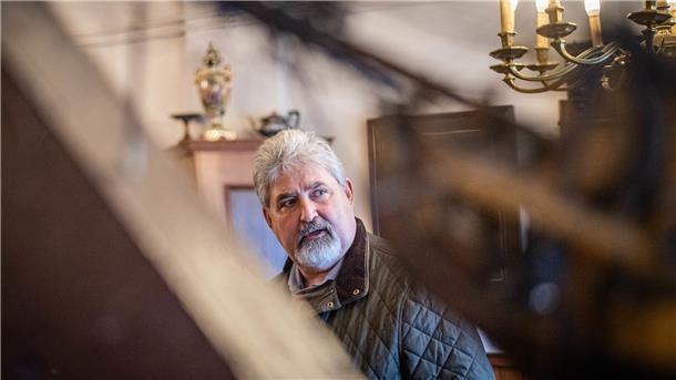 Das Schaufenster Fischereihafen ist eins von Bremerhavens beliebtesten Freizeitgebieten. Als Familienunternehmer und Fischdelikatessenhändler Hans-Joachim Fiedler sein Unternehmen aufbaute, war dort nichts außer einer Industriebrache.