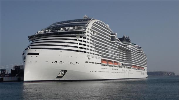 Nach Havarie: Kreuzfahrtschiff kommt in Neapel an Das Schiff hat den Hafen in Neapel erreicht. (Symbolbild)