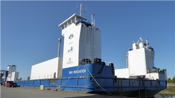 Schwerlastponton „BHV Innovation“
