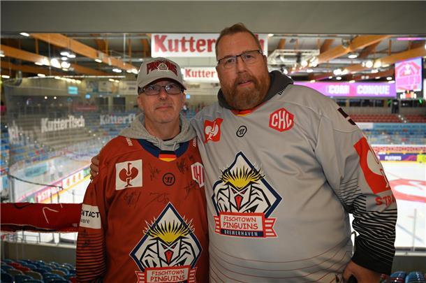 Das sind die schönsten Bilder der Fishtown-Pinguin-Fans beim CHL-Achtelfinalspie...