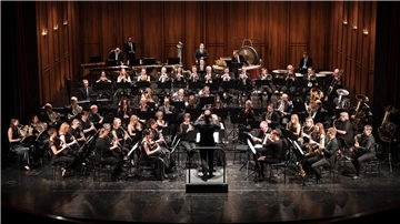 Das sinfonische Blasorchester Wehdel gibt wieder ein sinfonisches Konzert im Stadttheater Bremerhaven.