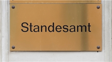 Das Standesamt in Bremerhaven soll Bündnis Deutschland besetzen - doch möglicherweise wird das Stadtparlament den Kandidaten ablehnen. 