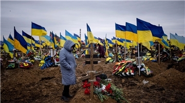 Das Sterben nimmt kein Ende: Auch an Weihnachten lässt der Kreml Raketen auf das Nachbarland Ukraine abfeuern. (Symbolbild)