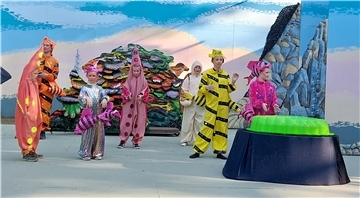 Ein Theaterstück wird auf der Freilichtbühne Lillienthal geprobt.