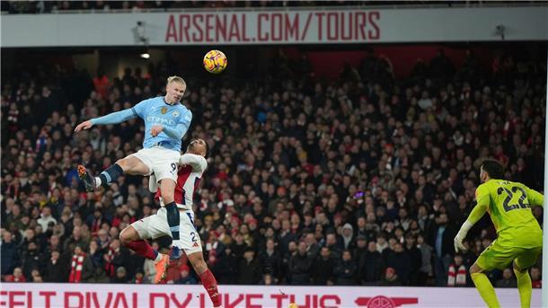 Das Tor von Erling Haaland (oben) sorgte nur kurz für Jubel bei Manchester City.