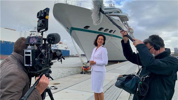 Das Traumschiff kommt regelmäßig nach Bremerhaven. Auch Stars wie Barbara Wussow gehen hier an Bord.