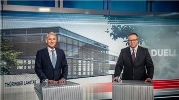 Das TV-Duell der Spitzenkandidaten für die Landtagswahl in Thüringen: Björn Höcke (AfD, l) und Mario Voigt (CDU).