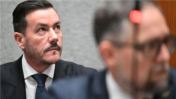 Das Verfahren gegen René Benko wurde mit der Befragung von Zeugen fortgesetzt. 