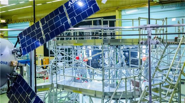 Das vierte Europäische Servicemodul (ESM) für das Orion-Raumschiff soll am Wochenende mit dem Schiff nach Florida gebracht werden.