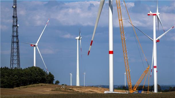 Das vom Kreistag beschlossene Regionale Raumordnungsprogramm liegt bis zum 29. November zur Einsichtnahme aus. Stellungnahmen zu Windkraft-Vorranggebieten können in diesem Zeitraum abgegeben werden.