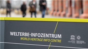 Das Welterbe-Infozentrum in Goslar befindet sich im historischen Rathaus, das selbst Teil des Welterbes im Harz ist. (Archivfoto)