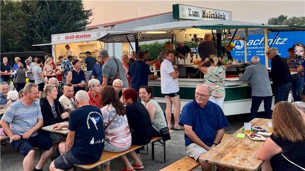 Party im Sportboothafen