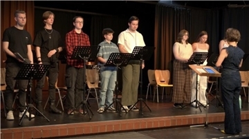 Der Oberstufenchor des St. Viti-Gymnasiums begeisterte die Zuhörer.