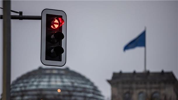 Nach Ampel-Aus: Mehr Parteieintritte bei SPD, Grünen und FDP Dass SPD, Grüne und FDP im Bund nun getrennte Wege gehen, lässt die Zahl neuer Parteimitglieder wachsen – auch in Niedersachsen. (Symbolbild)