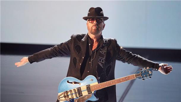 40 Jahre „Sweet Dreams“ - Eurythmics-Jubiläum Dave Stewart feiert das 40-jährige Jubiläum des Eurythmics-Hits „Sweet Dreams“ mit einer Tour.