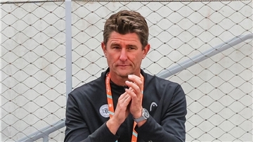 Davis-Cup-Teamchef Michael Kohlmann hat sich mit den deutschen Tennis-Herren für die Endrunde in Malaga qualifiziert.