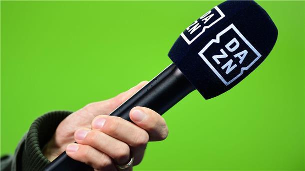DAZN muss nun erneut ins Wettbieten mit Sky um die Bundesliga-Rechte.